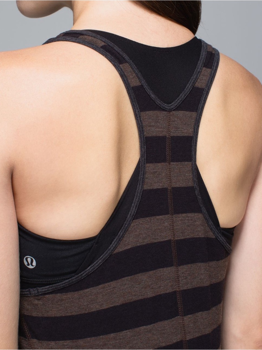 Lululemon Torque Tank - Picture 4 of 7